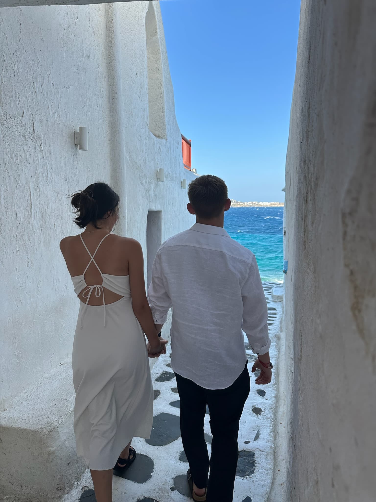 Strolling the alleys of Mykonos — September 2025